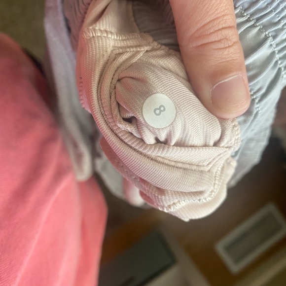 Lululemon Hotty Hot Short - Picture 4 of 6